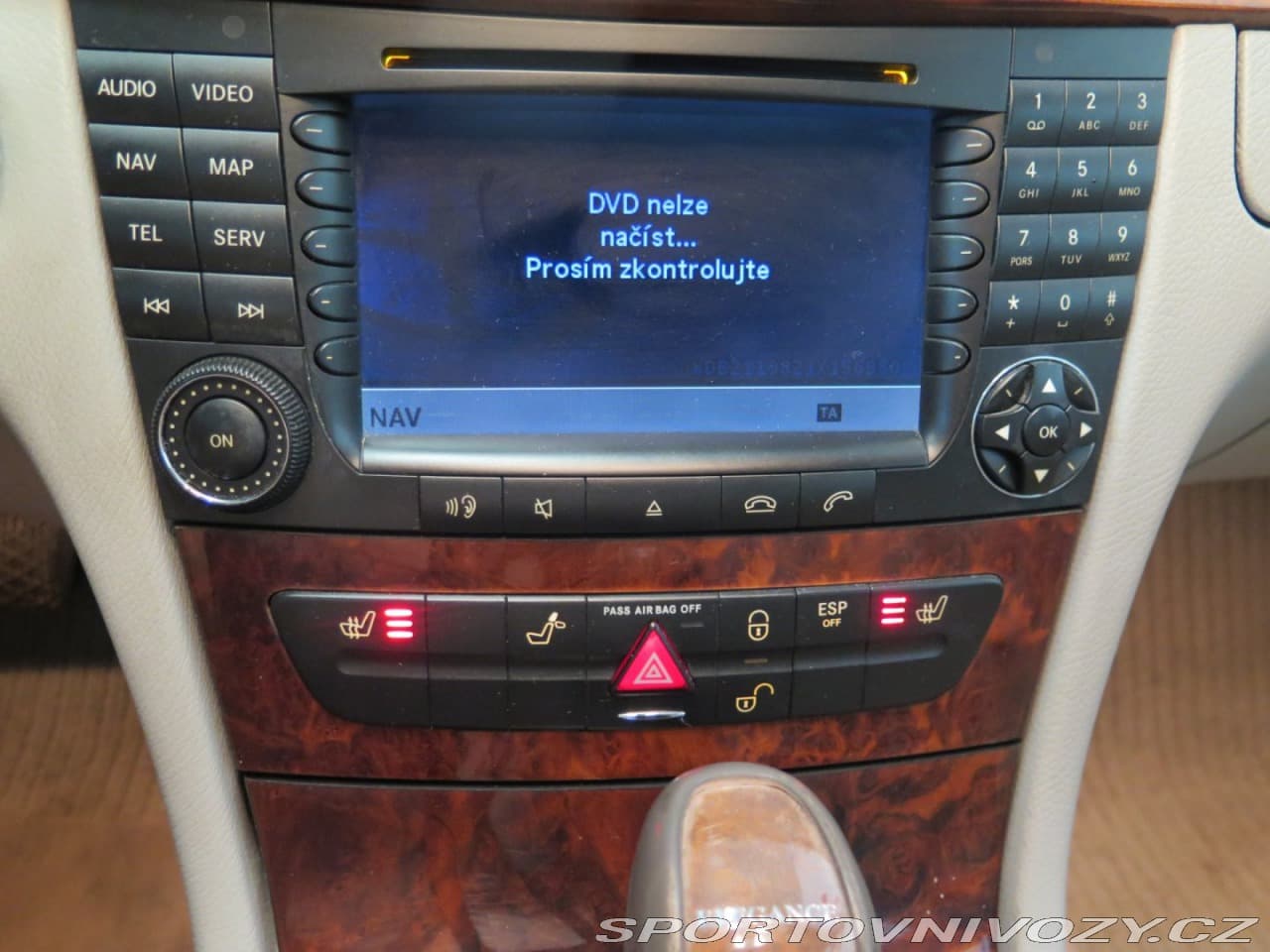 2004 Mercedes-Benz E-CLASS - 9