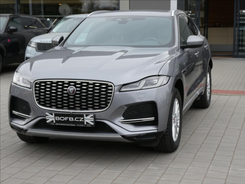 2022 Jaguar F-PACE - 7