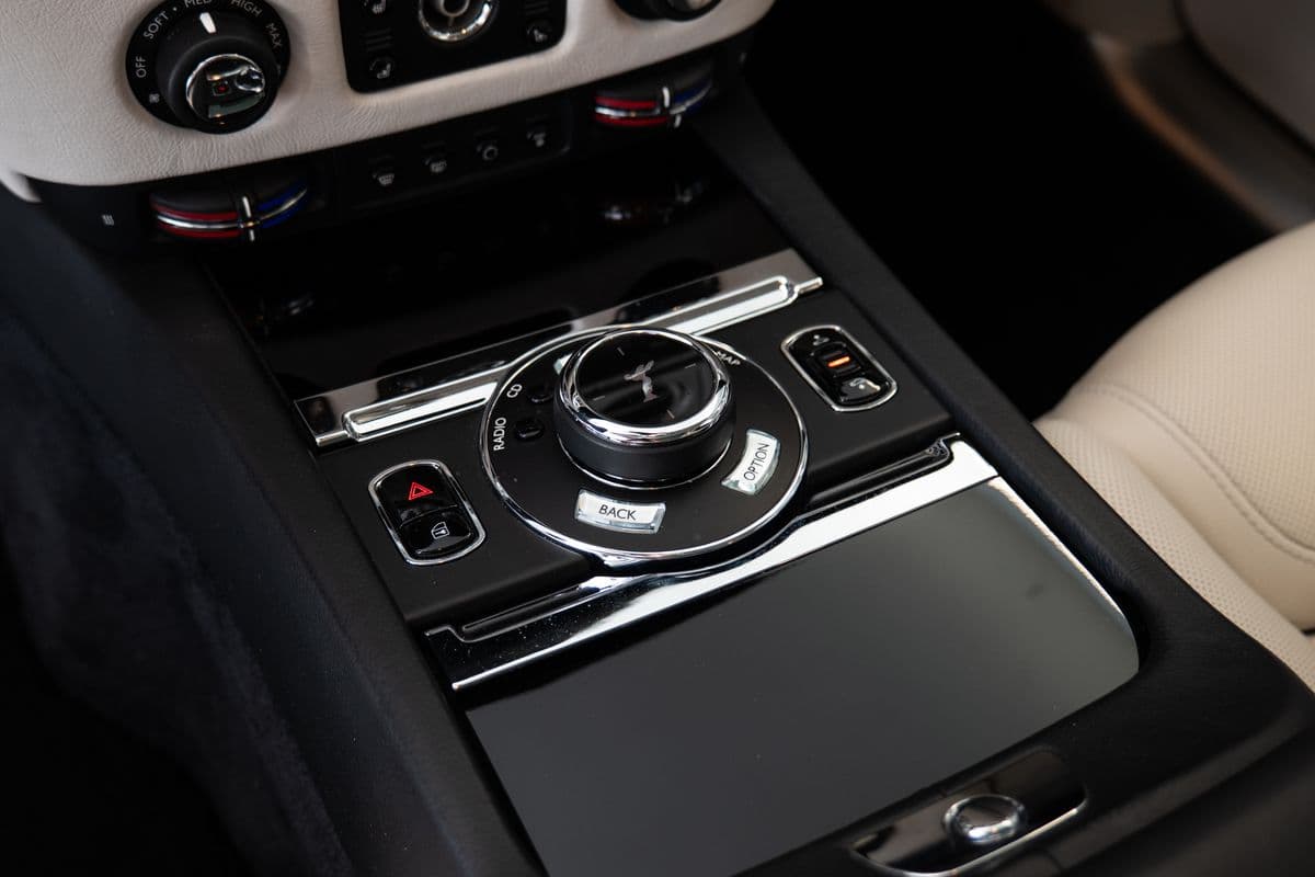 2016 Rolls-Royce GHOST - 49