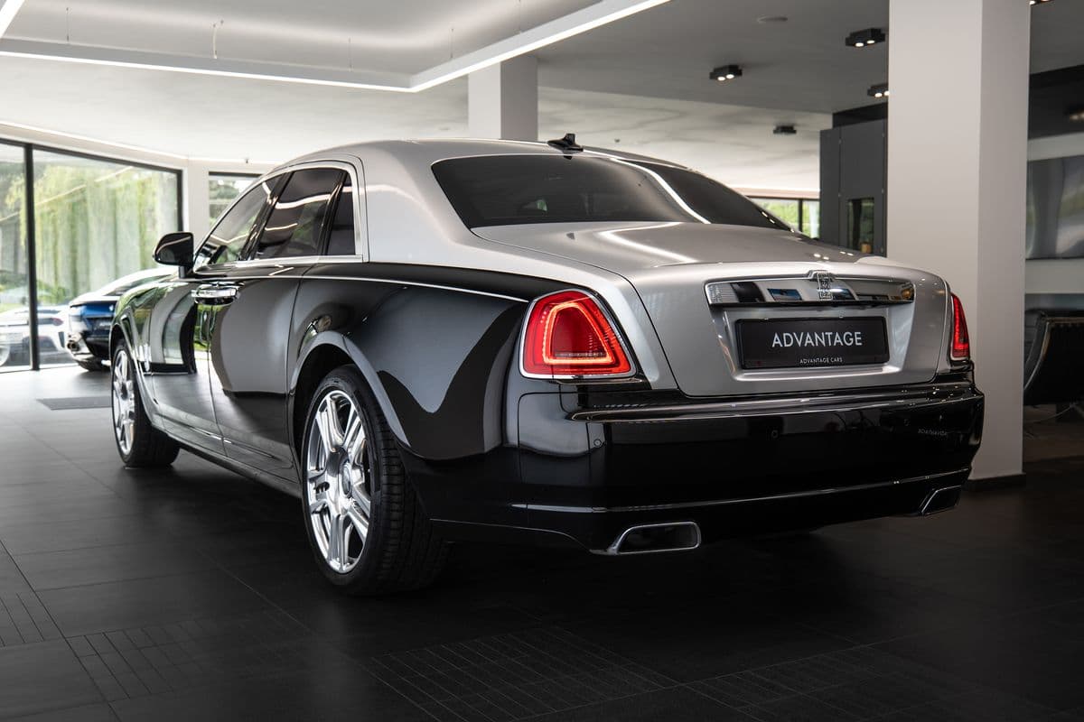 2016 Rolls-Royce GHOST - 10