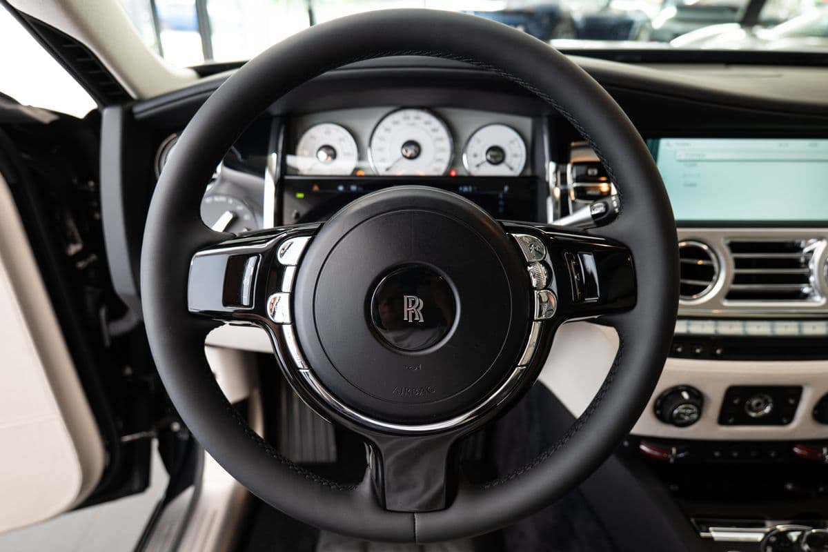 2016 Rolls-Royce GHOST - 16