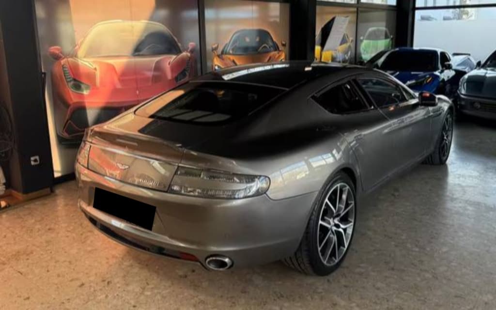 2014 Aston Martin RAPIDE - 16