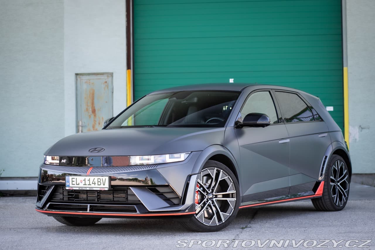 2025 Hyundai IONIQ 5 - 7