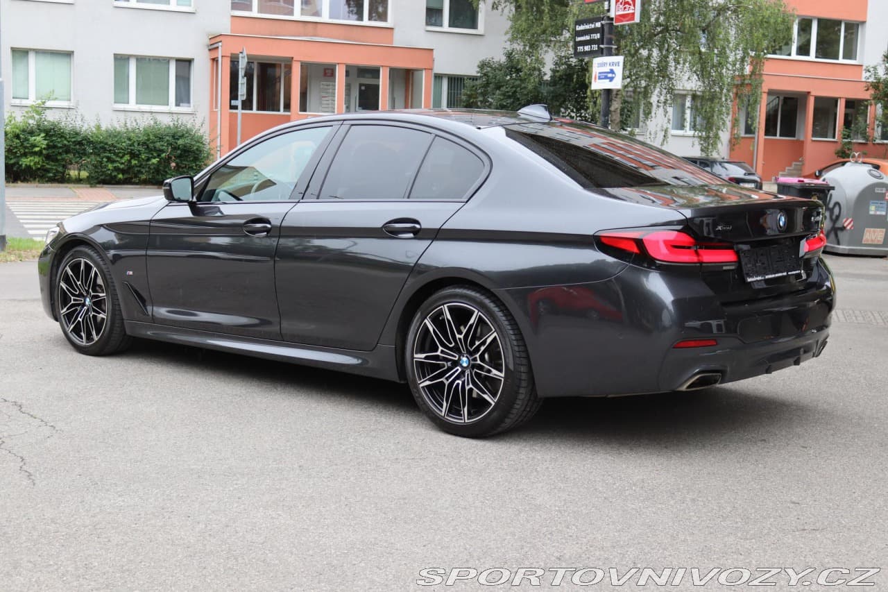 2021 BMW 5-SERIES - 27