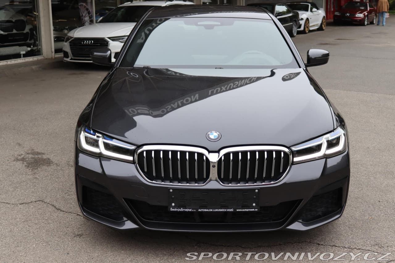 2021 BMW 5-SERIES - 3