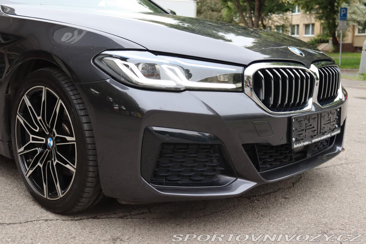 2021 BMW 5-SERIES - 11