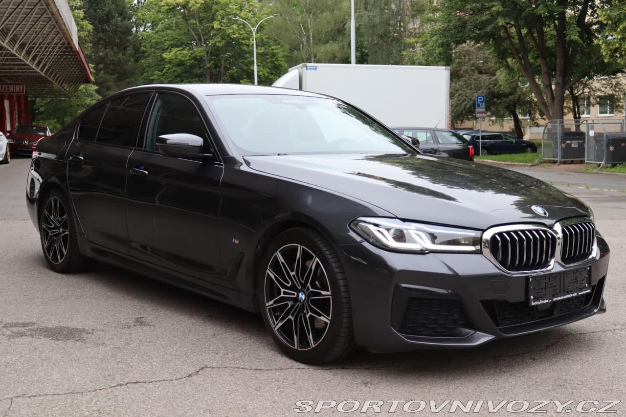 2021 BMW 5-SERIES - 13