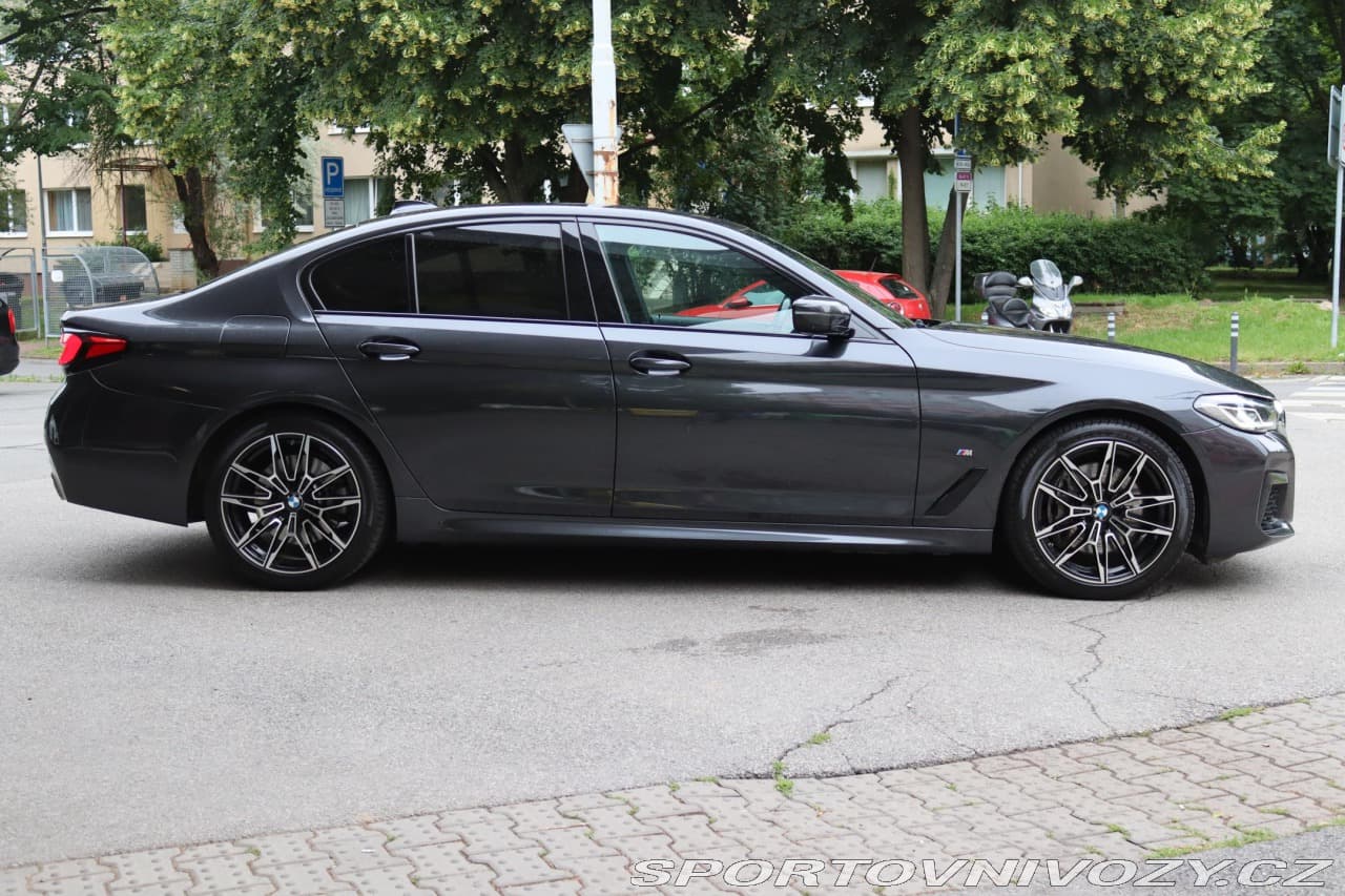 2021 BMW 5-SERIES - 17