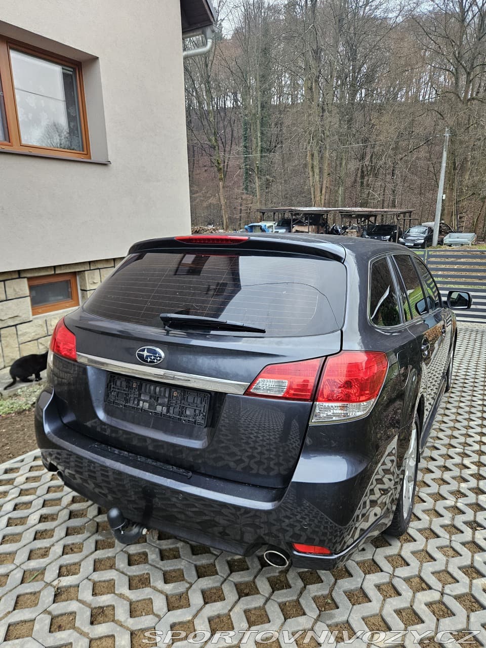 2010 Subaru LEGACY - 11