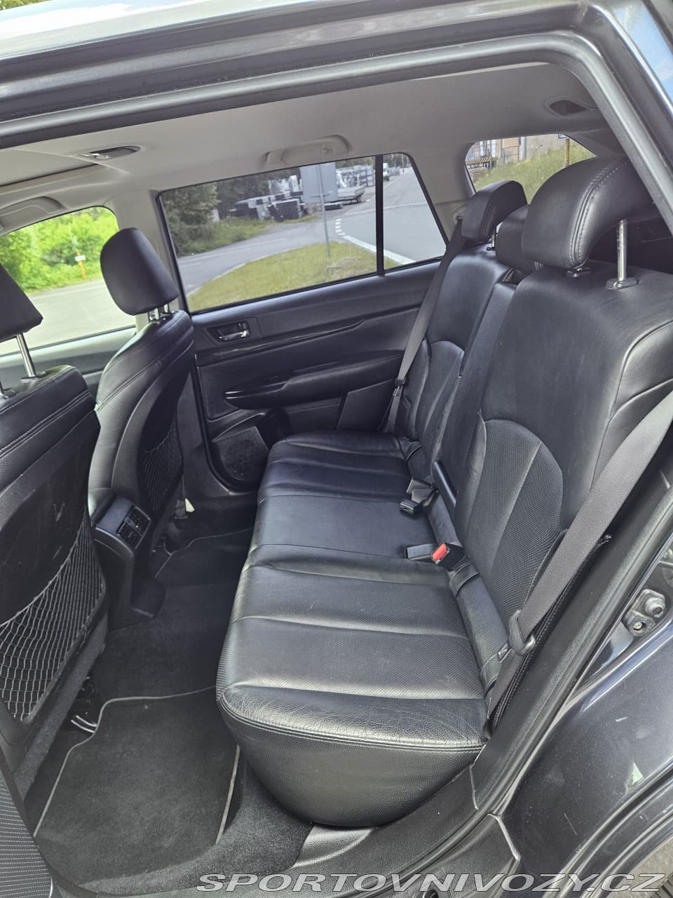 2010 Subaru LEGACY - 5
