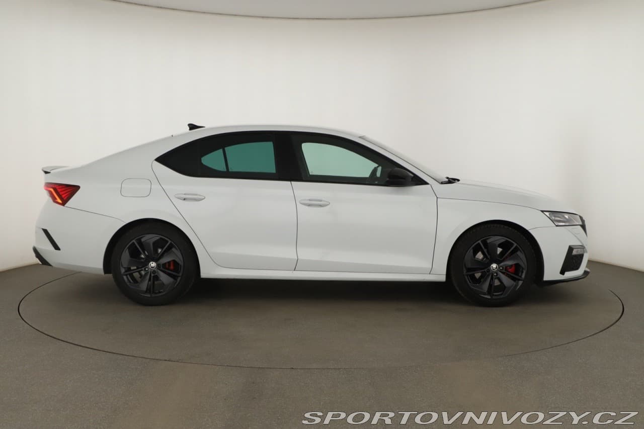 2020 Škoda OCTAVIA - 11