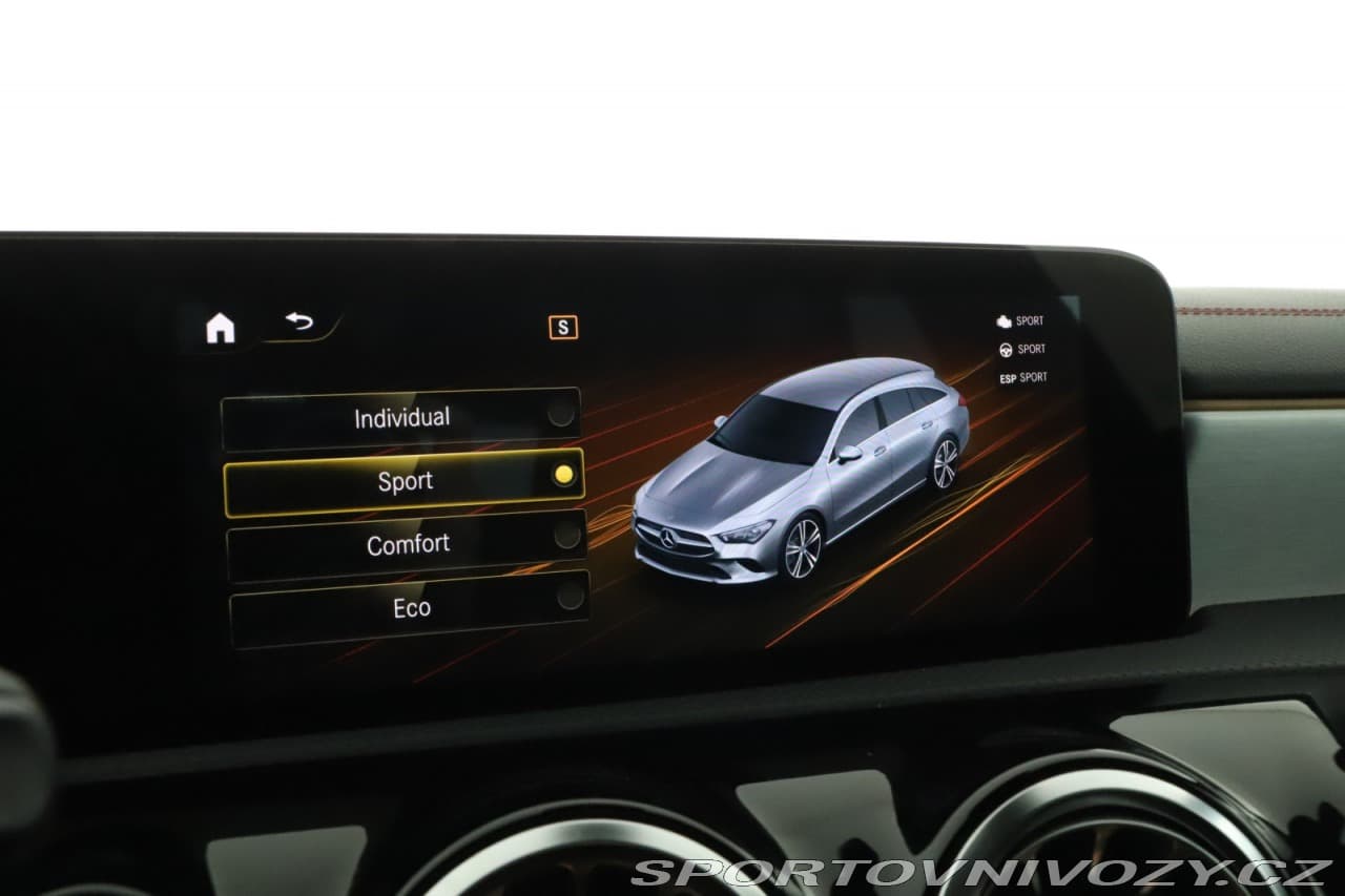2022 Mercedes-Benz CLA - 25