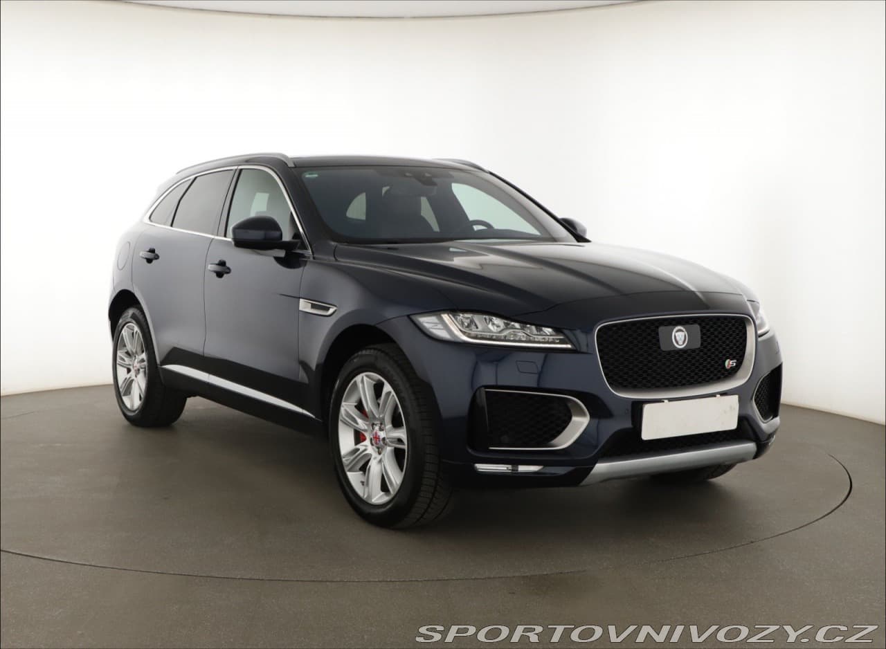 2016 Jaguar F-PACE