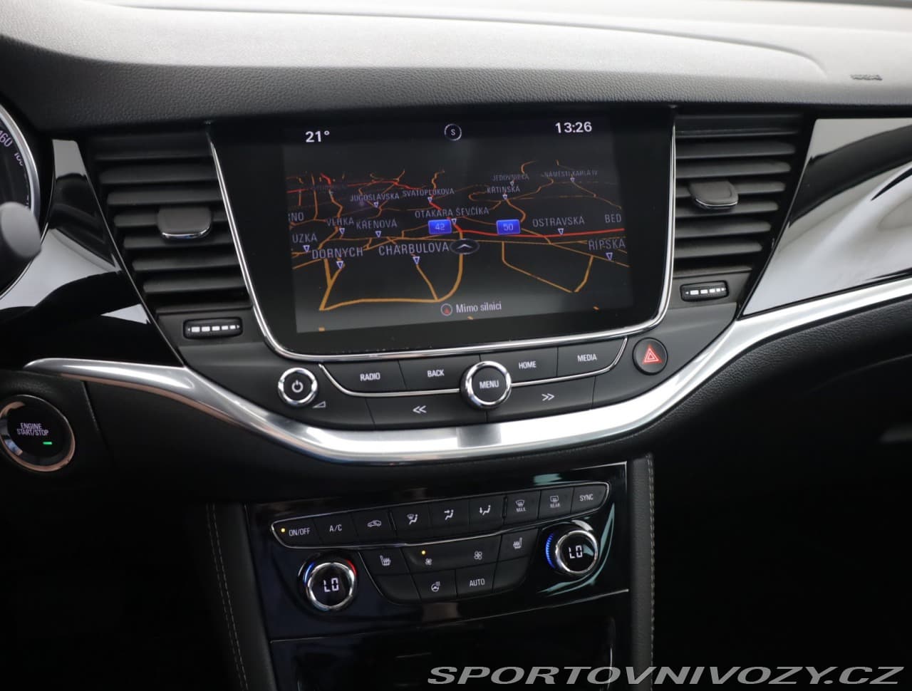 2018 Opel ASTRA - 19