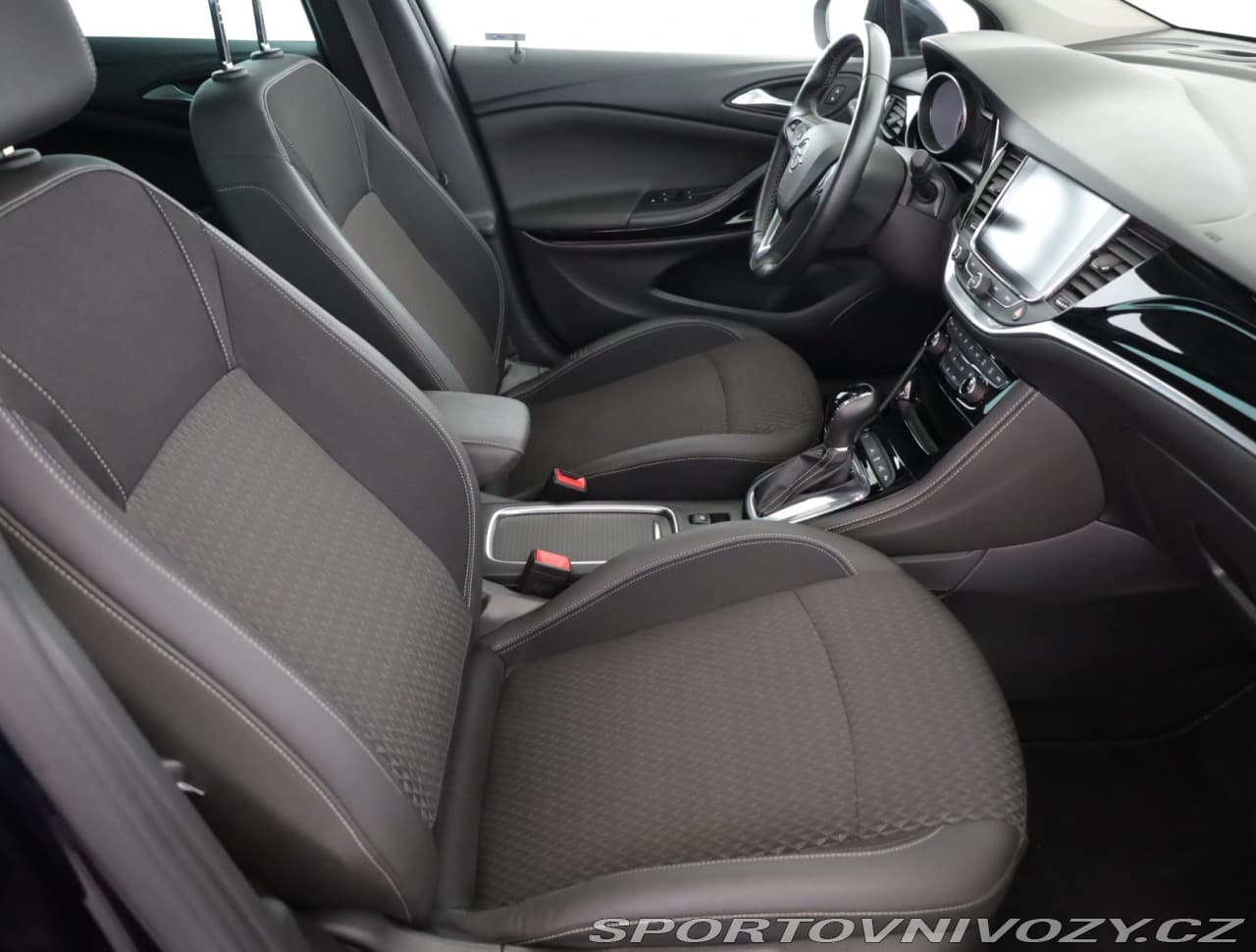 2018 Opel ASTRA - 13