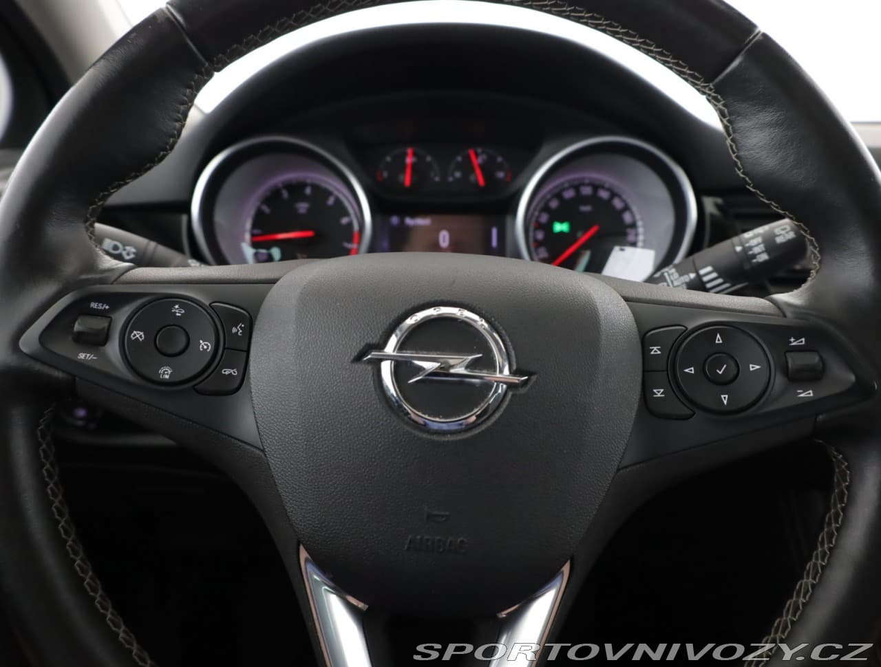 2018 Opel ASTRA - 15