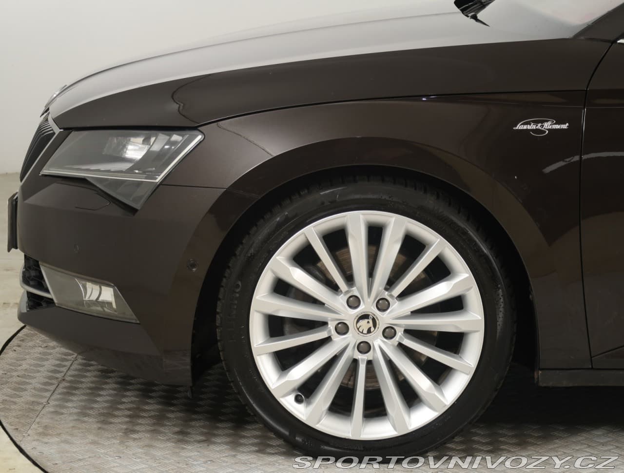 2017 Škoda SUPERB - 42