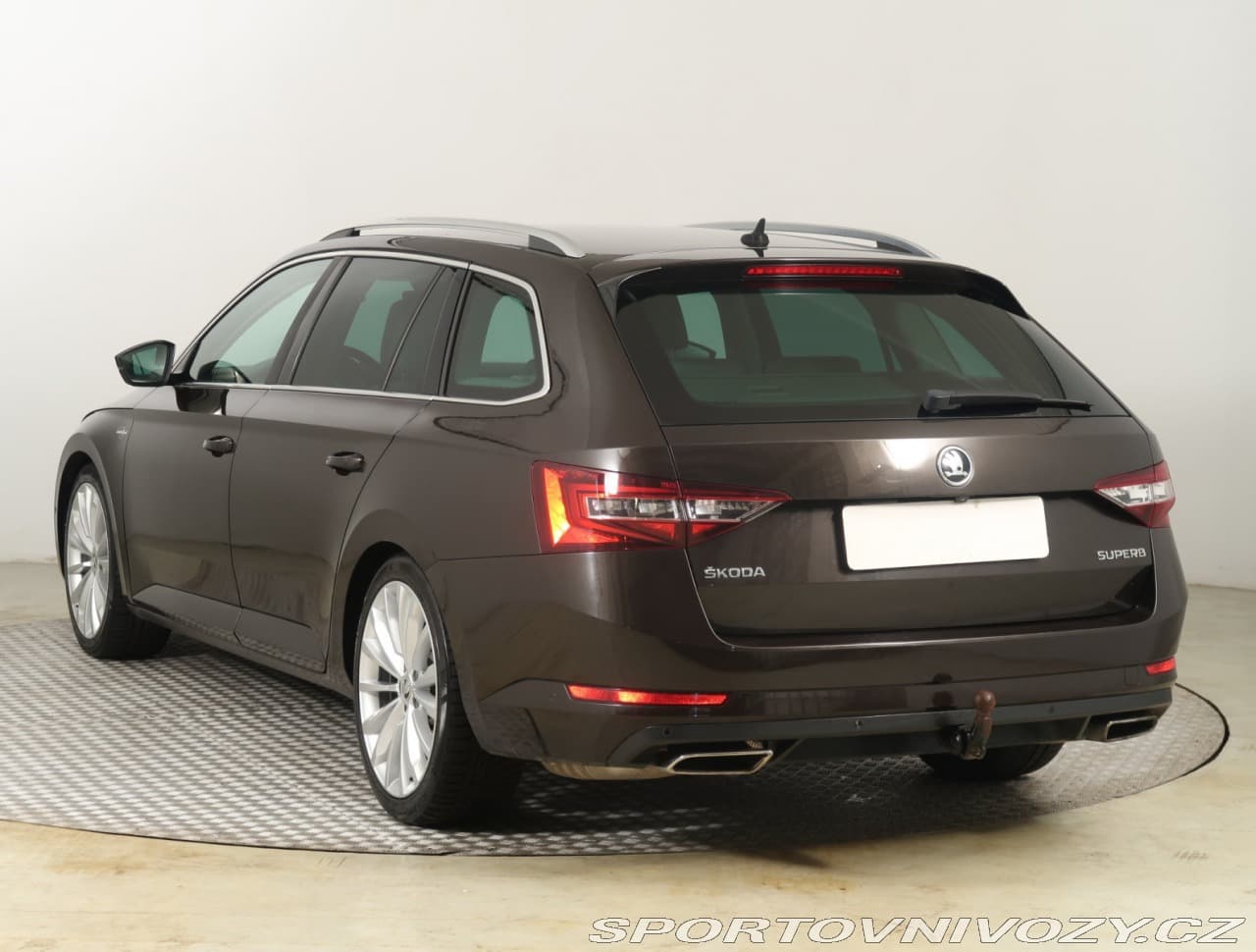 2017 Škoda SUPERB - 9