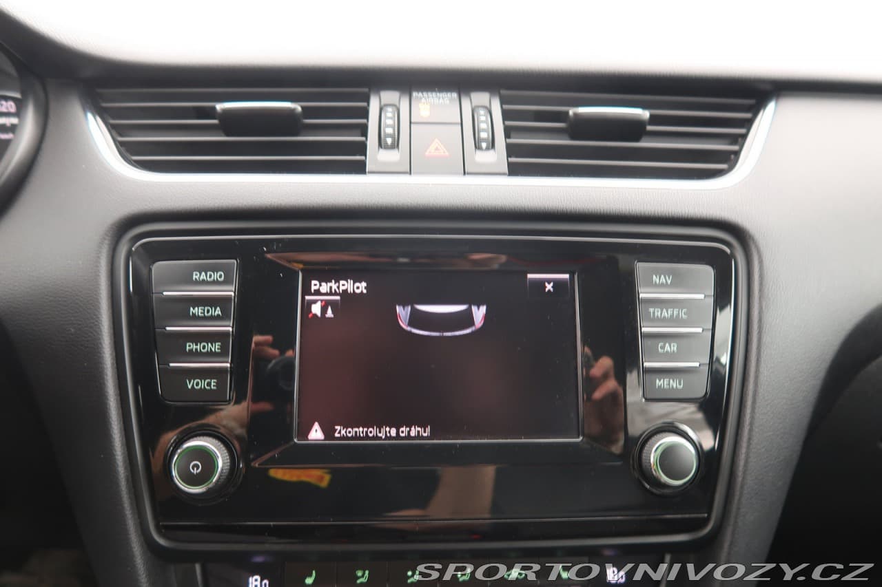 2015 Škoda OCTAVIA - 49