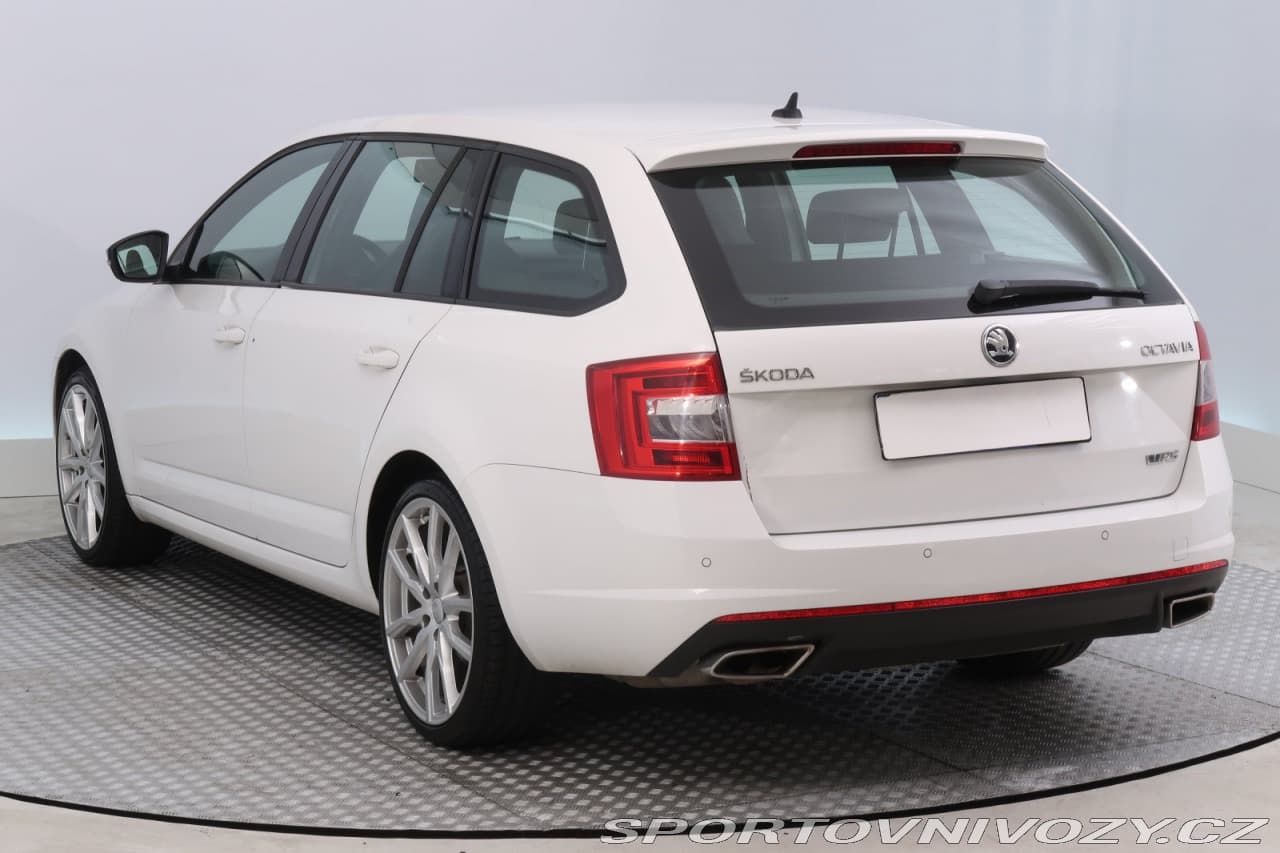 2015 Škoda OCTAVIA - 10