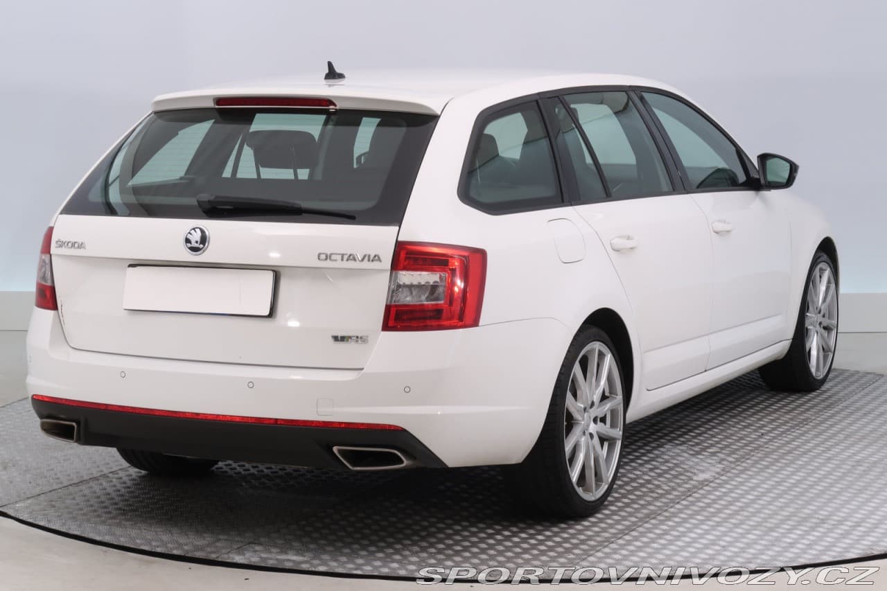 2015 Škoda OCTAVIA - 13