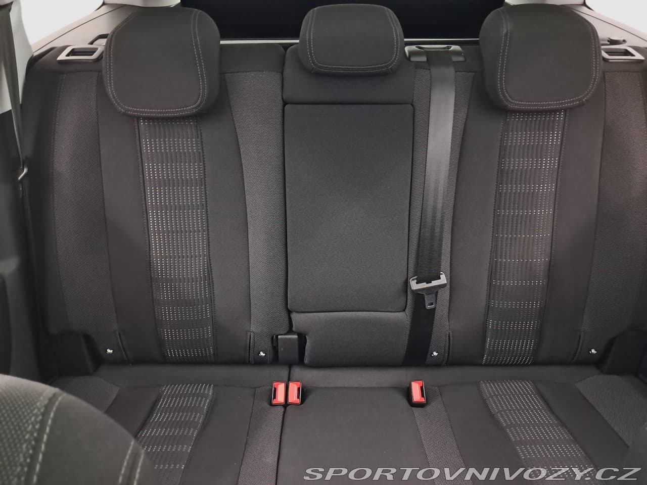 2016 Peugeot 308 - 28