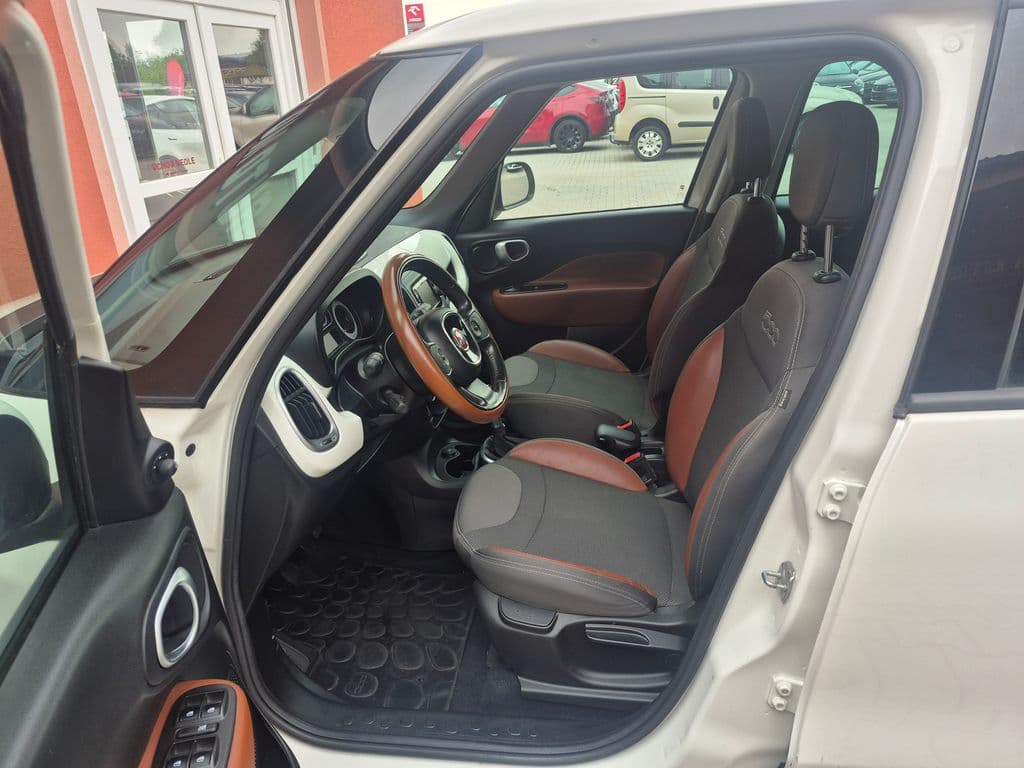 2016 Fiat 500 - 11