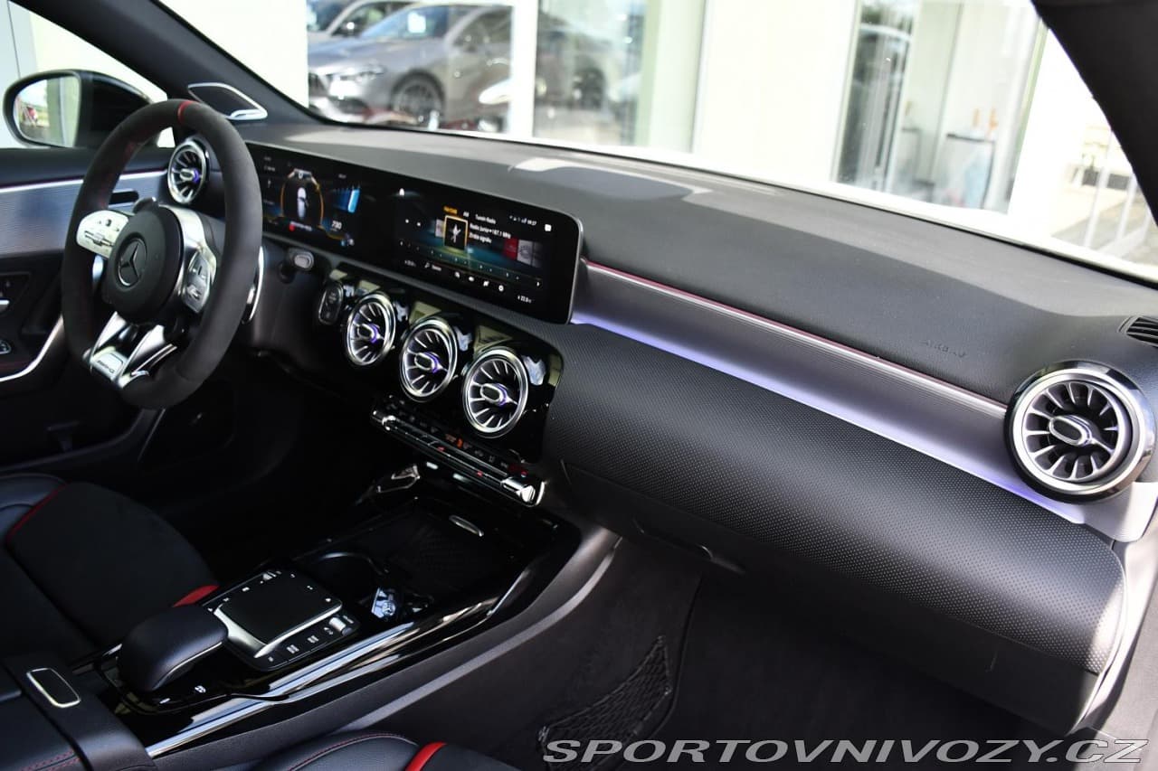 2020 Mercedes-Benz A-CLASS - 33