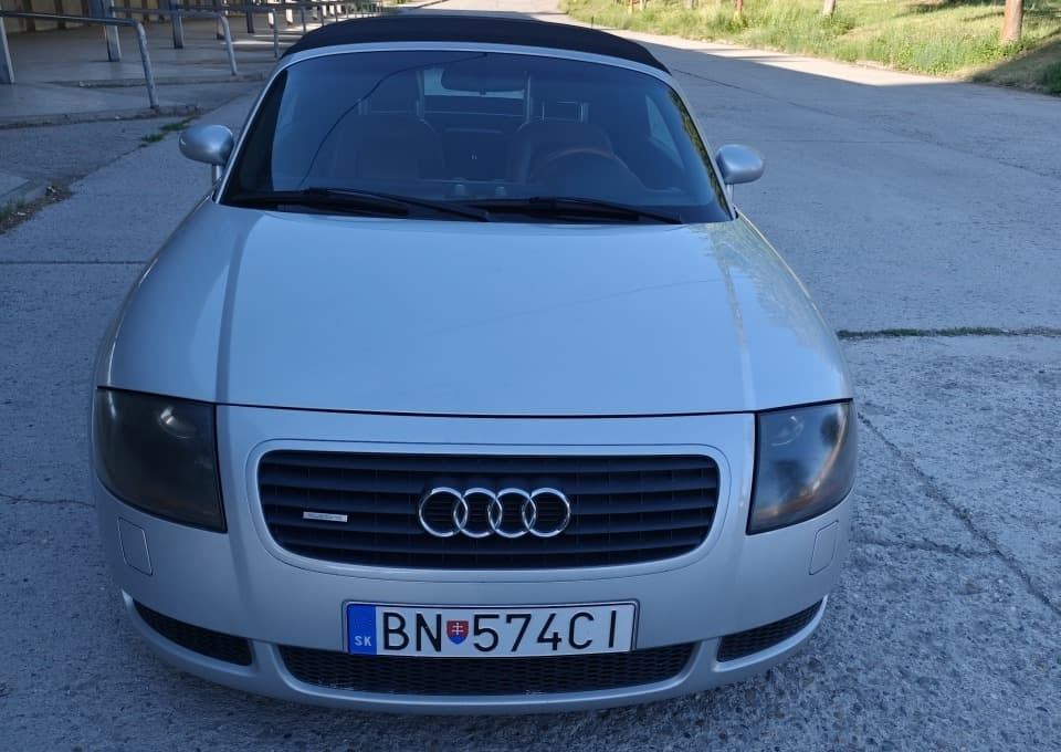 2001 Audi TT - 19