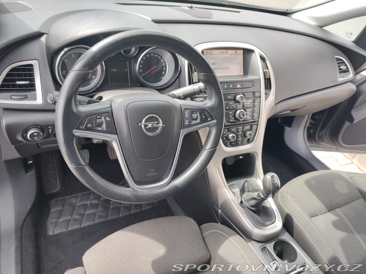 2012 Opel ASTRA - 23