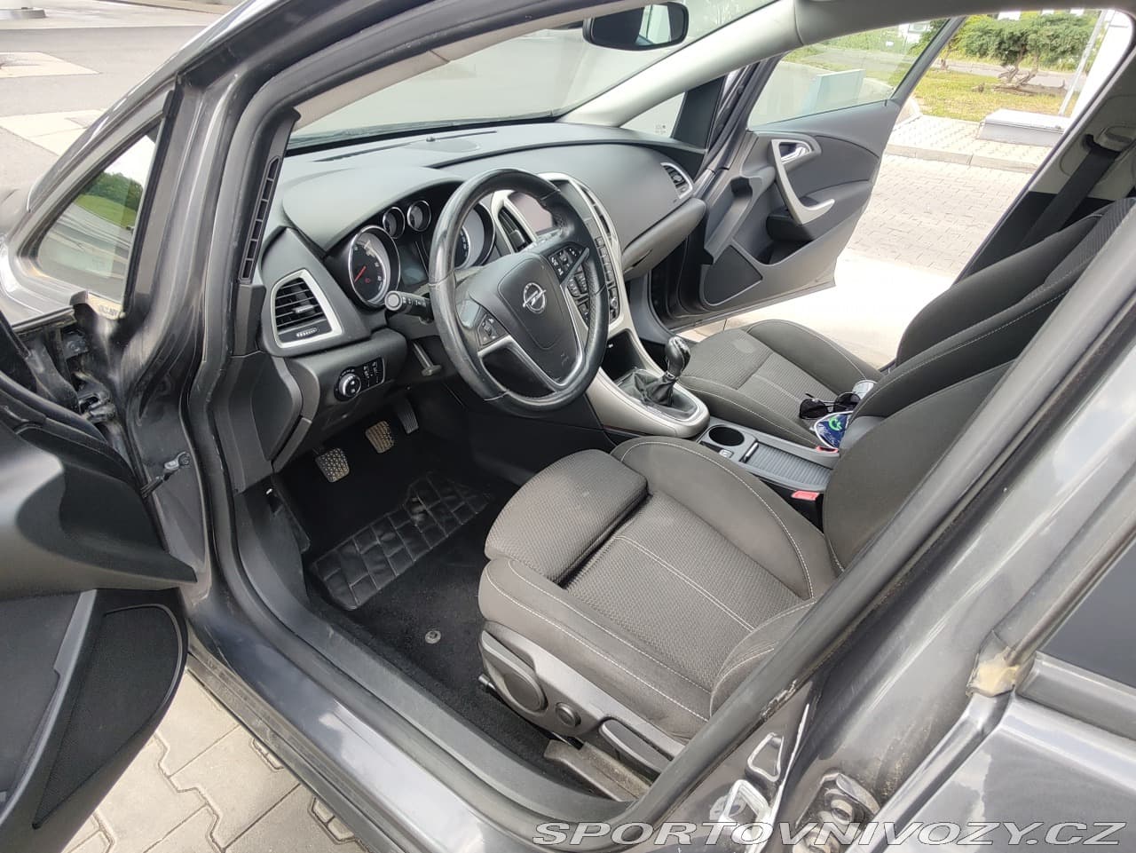 2012 Opel ASTRA - 31