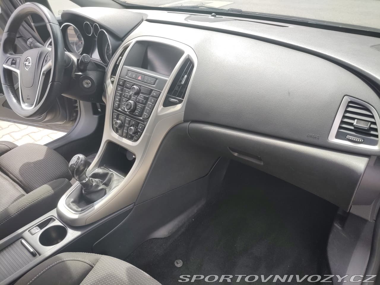 2012 Opel ASTRA - 33