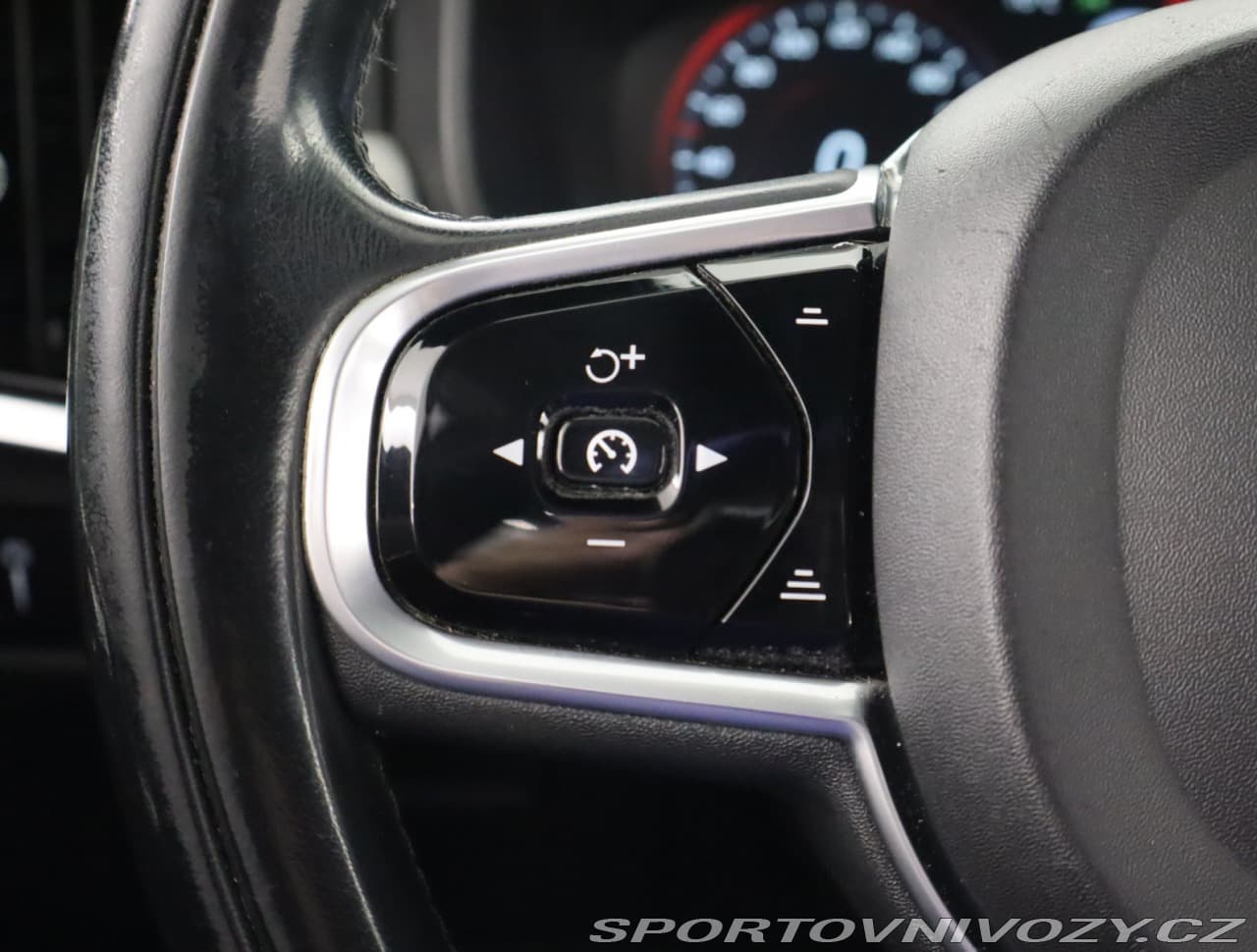 2017 Volvo V90 - 31