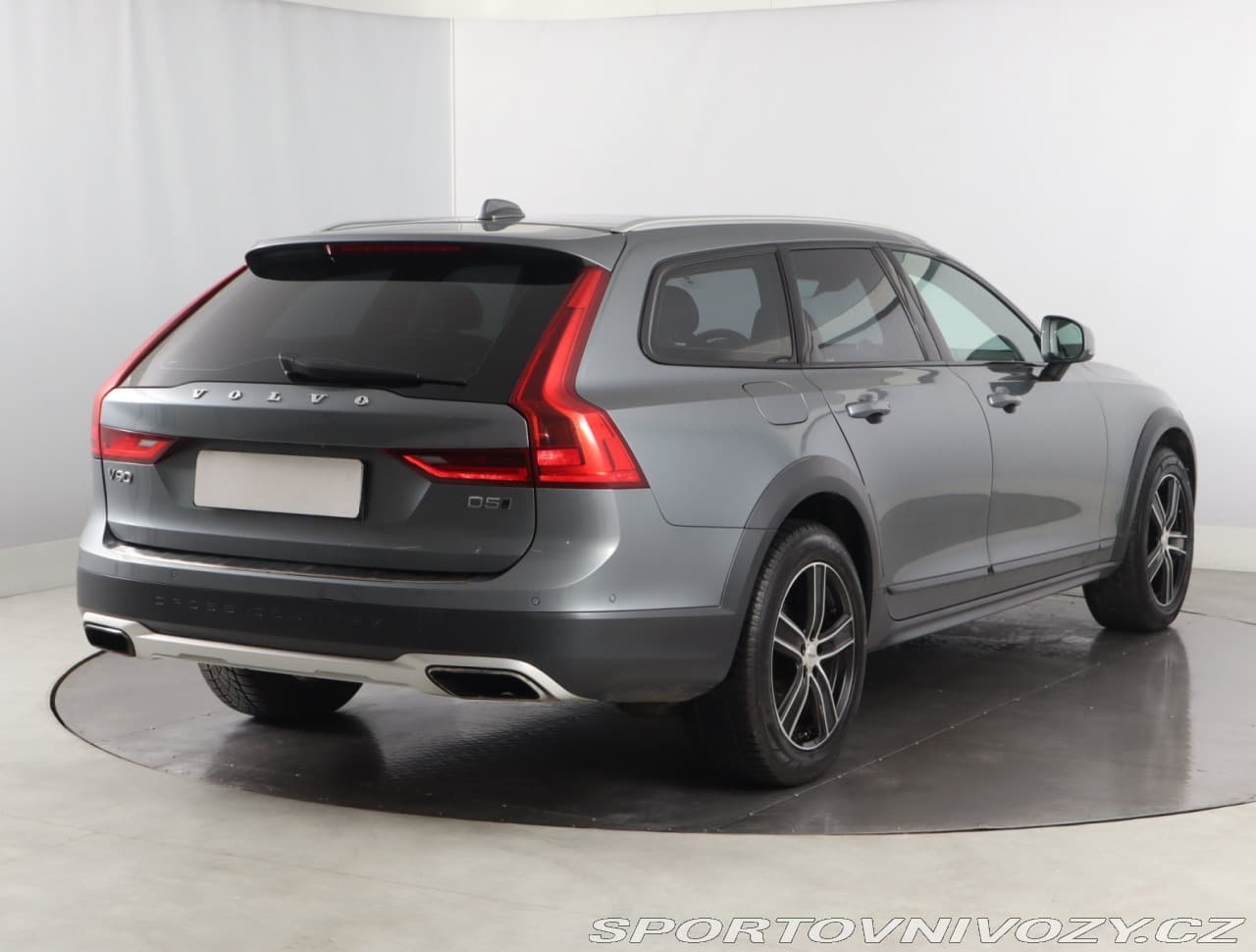 2017 Volvo V90 - 9