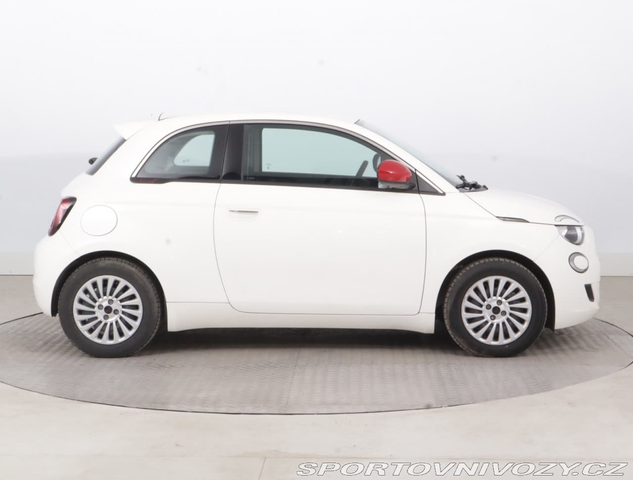 2023 Fiat 500 - 11