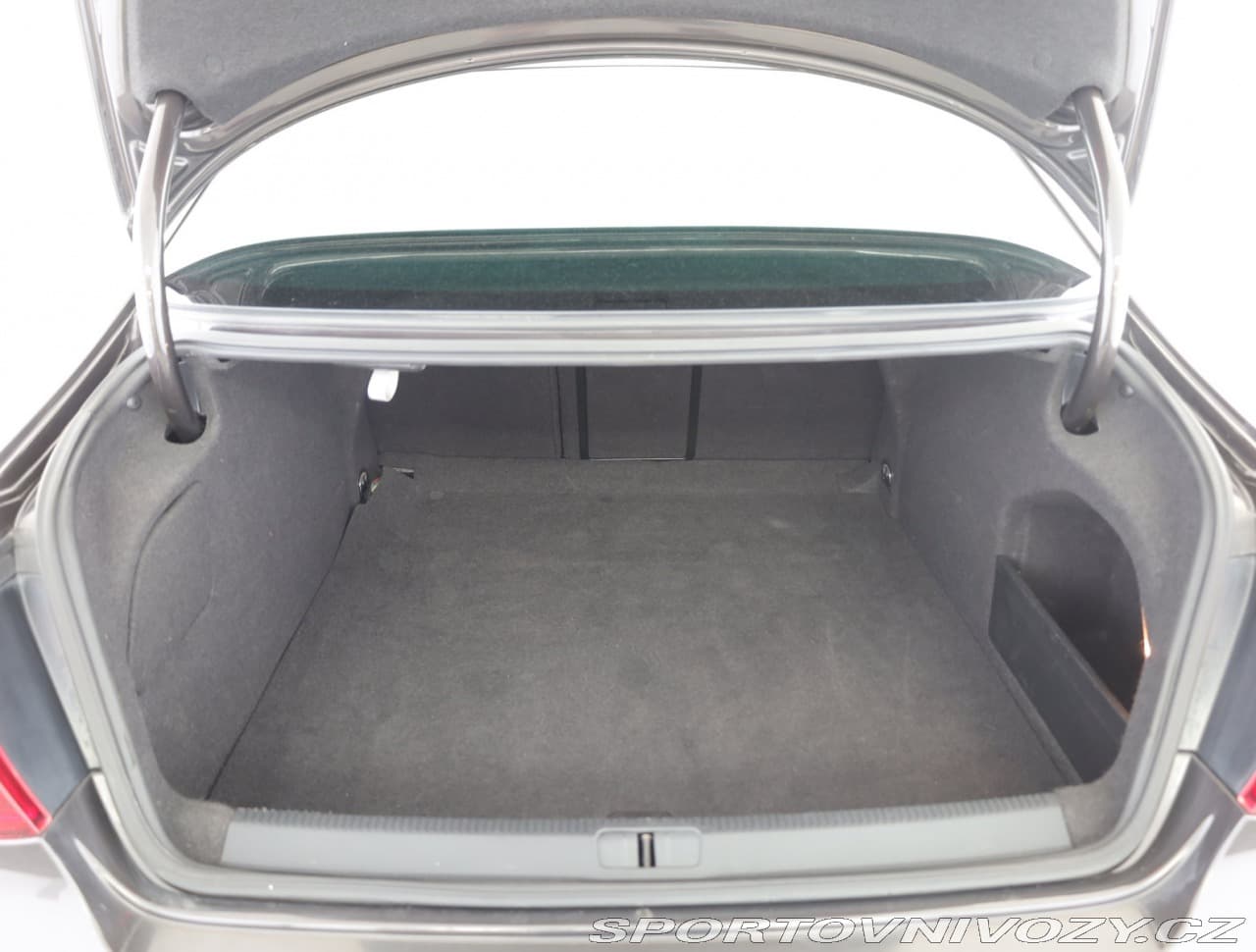 2011 Volkswagen PASSAT CC - 31