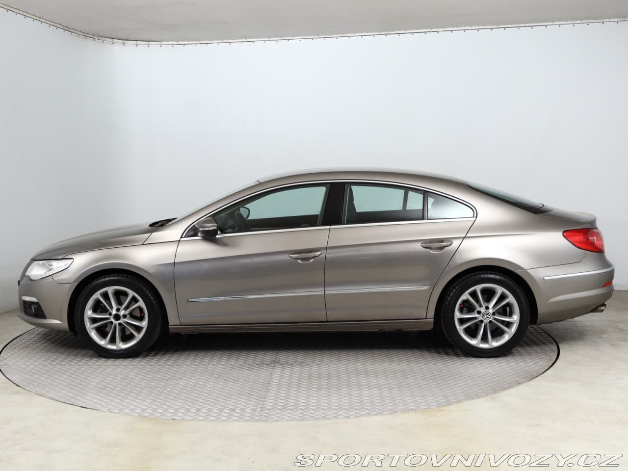 2009 Volkswagen PASSAT CC - 5