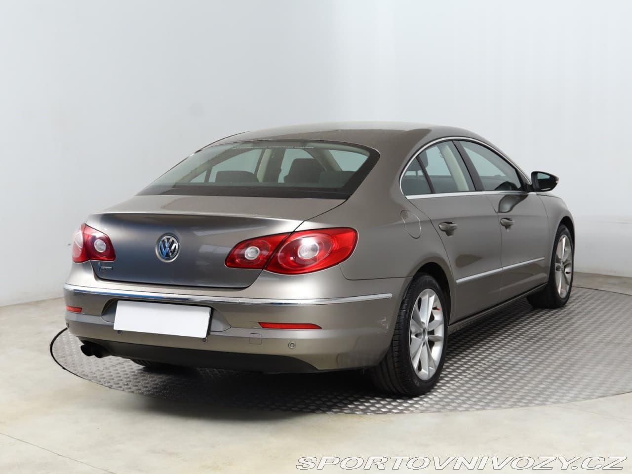 2009 Volkswagen PASSAT CC - 9