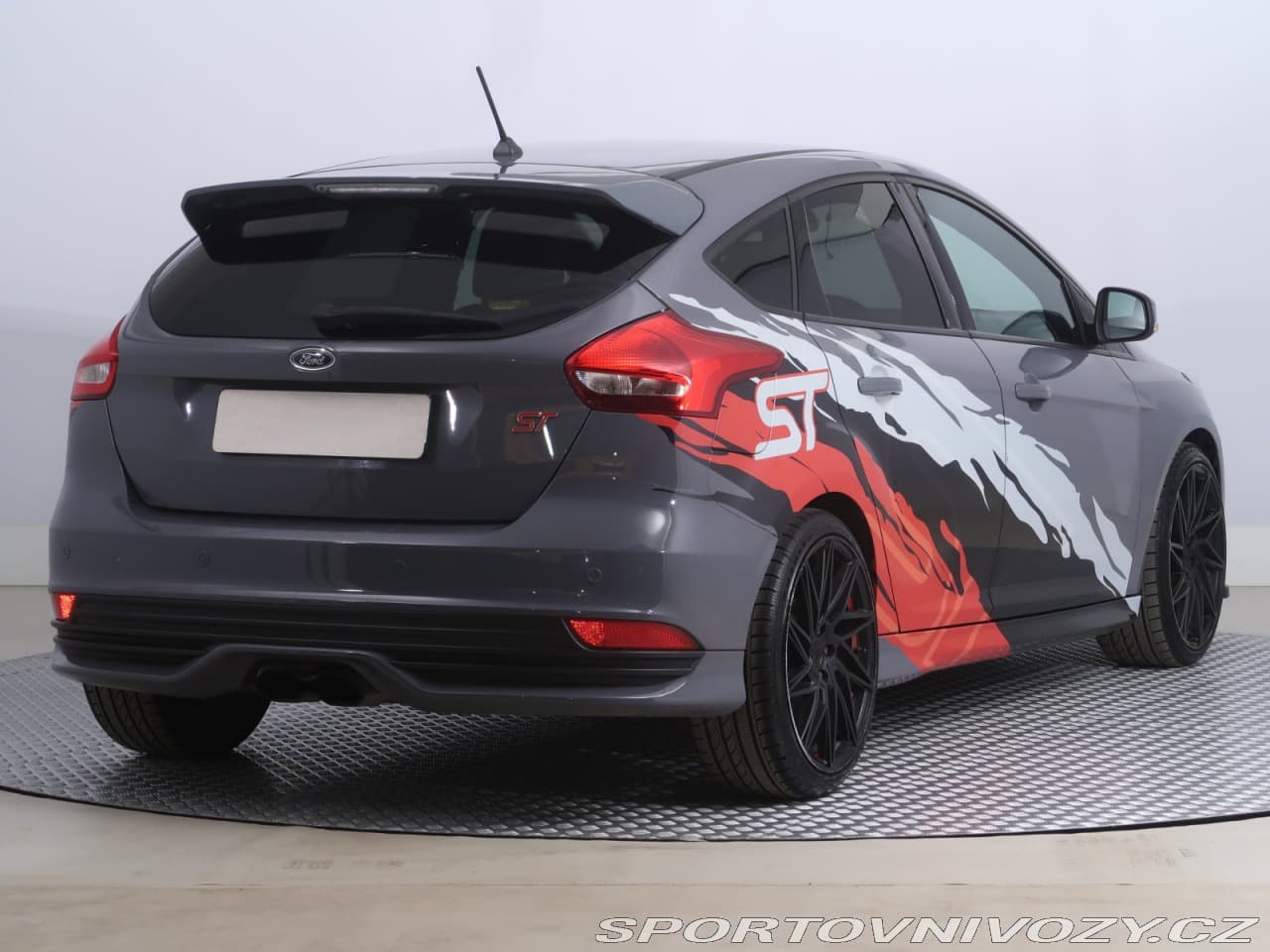 2018 Ford FOCUS - 9