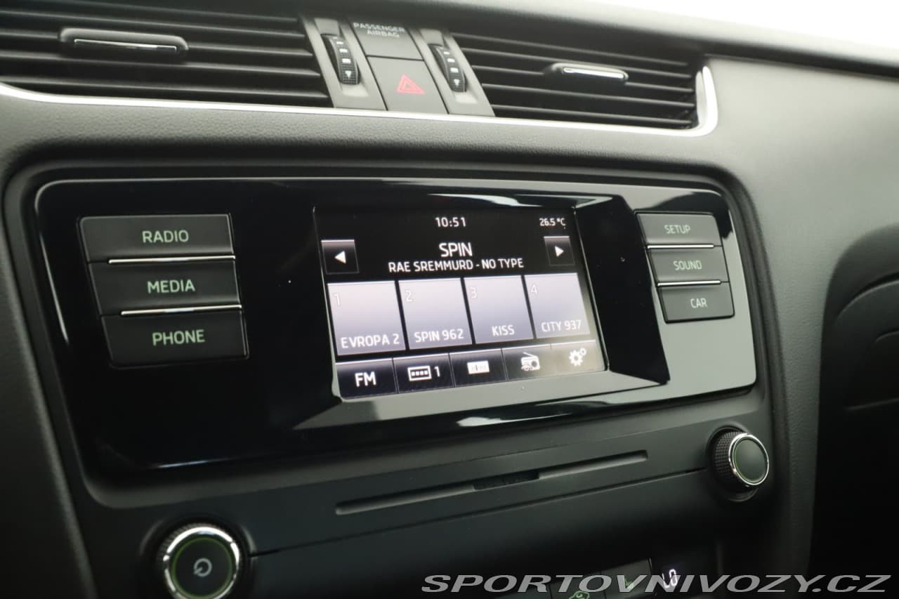 2015 Škoda OCTAVIA - 17