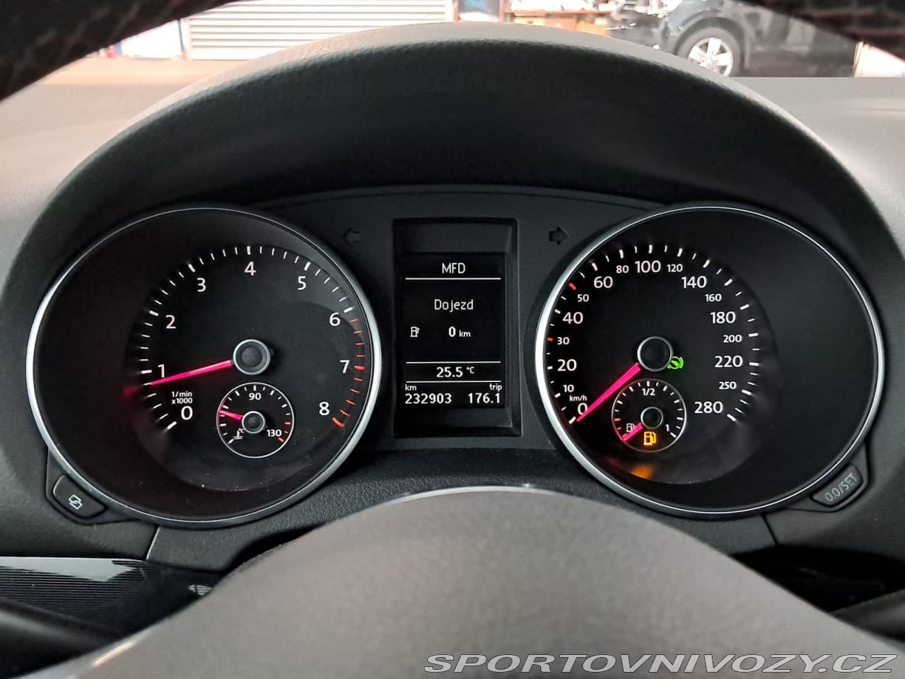 2010 Volkswagen GOLF - 19
