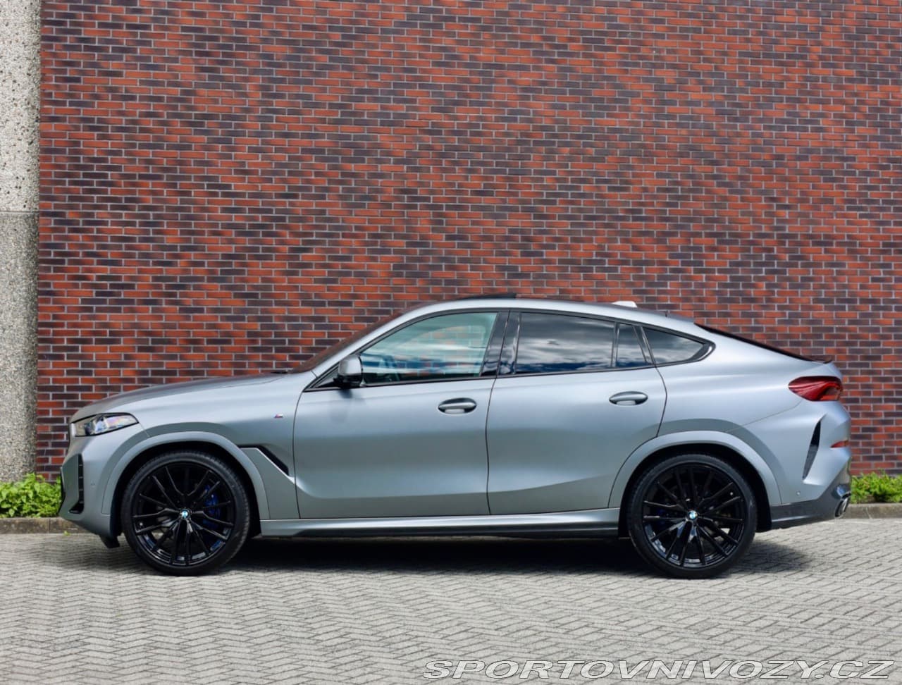 2023 BMW X6 - 12