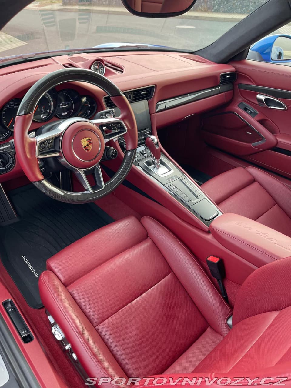 2016 Porsche 911 - 11