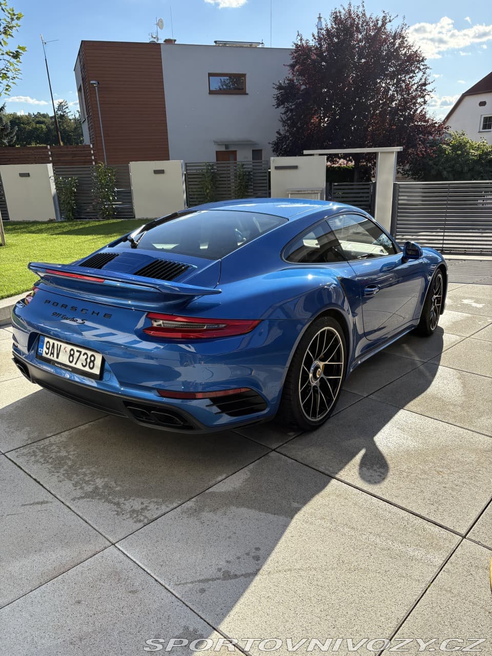 2016 Porsche 911 - 2