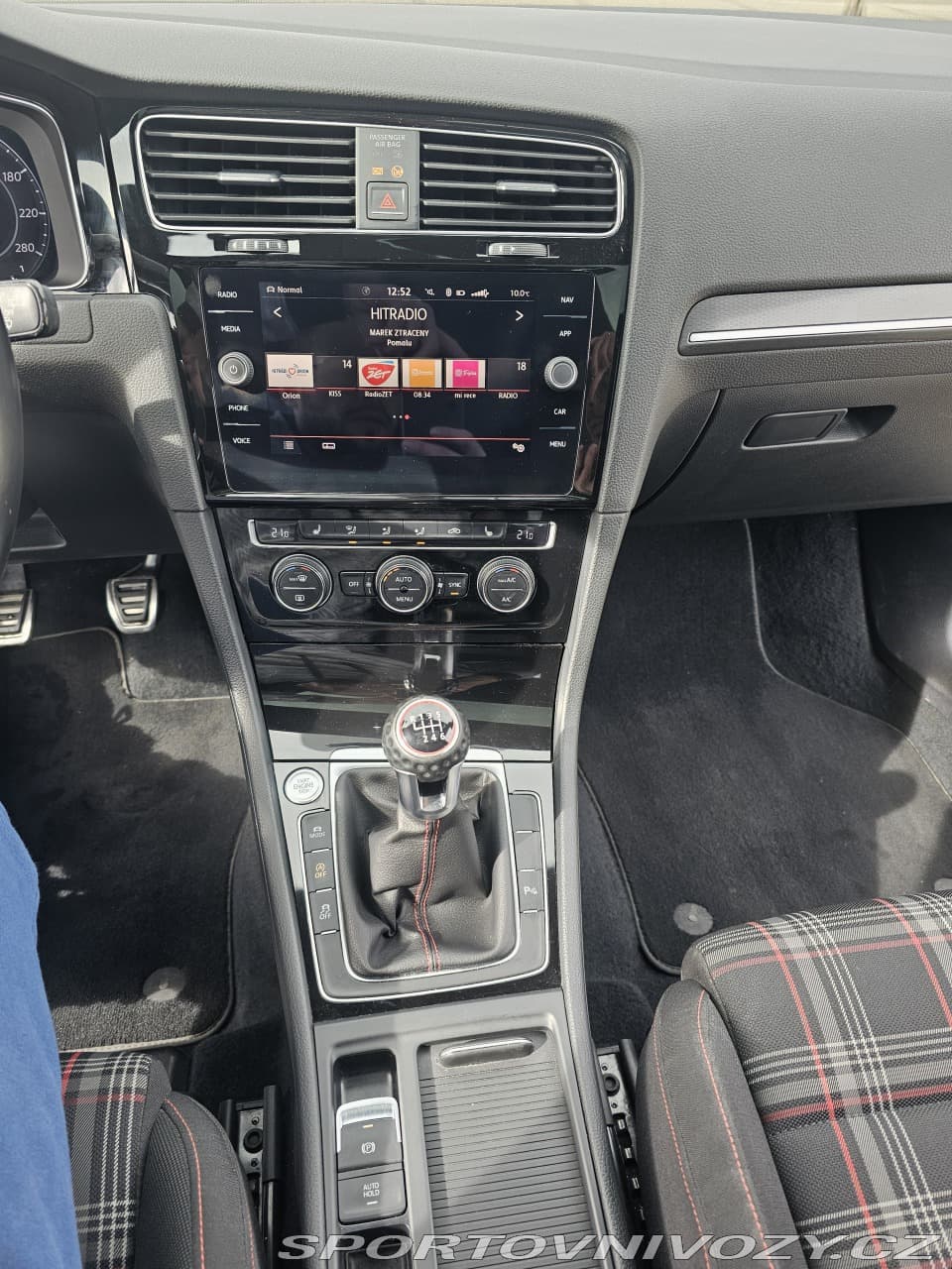 2017 Volkswagen GOLF - 10