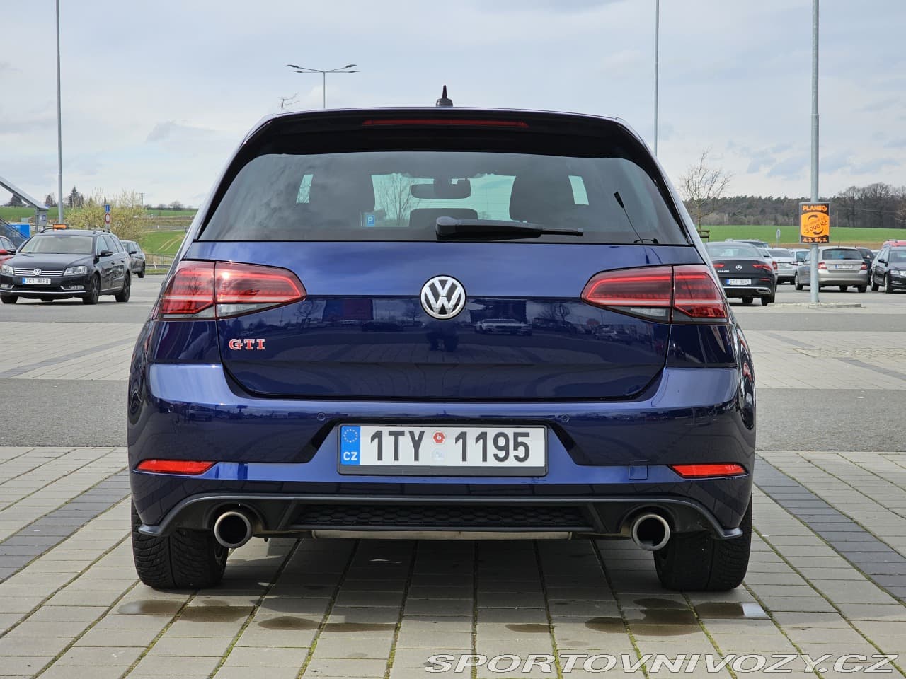2017 Volkswagen GOLF - 4