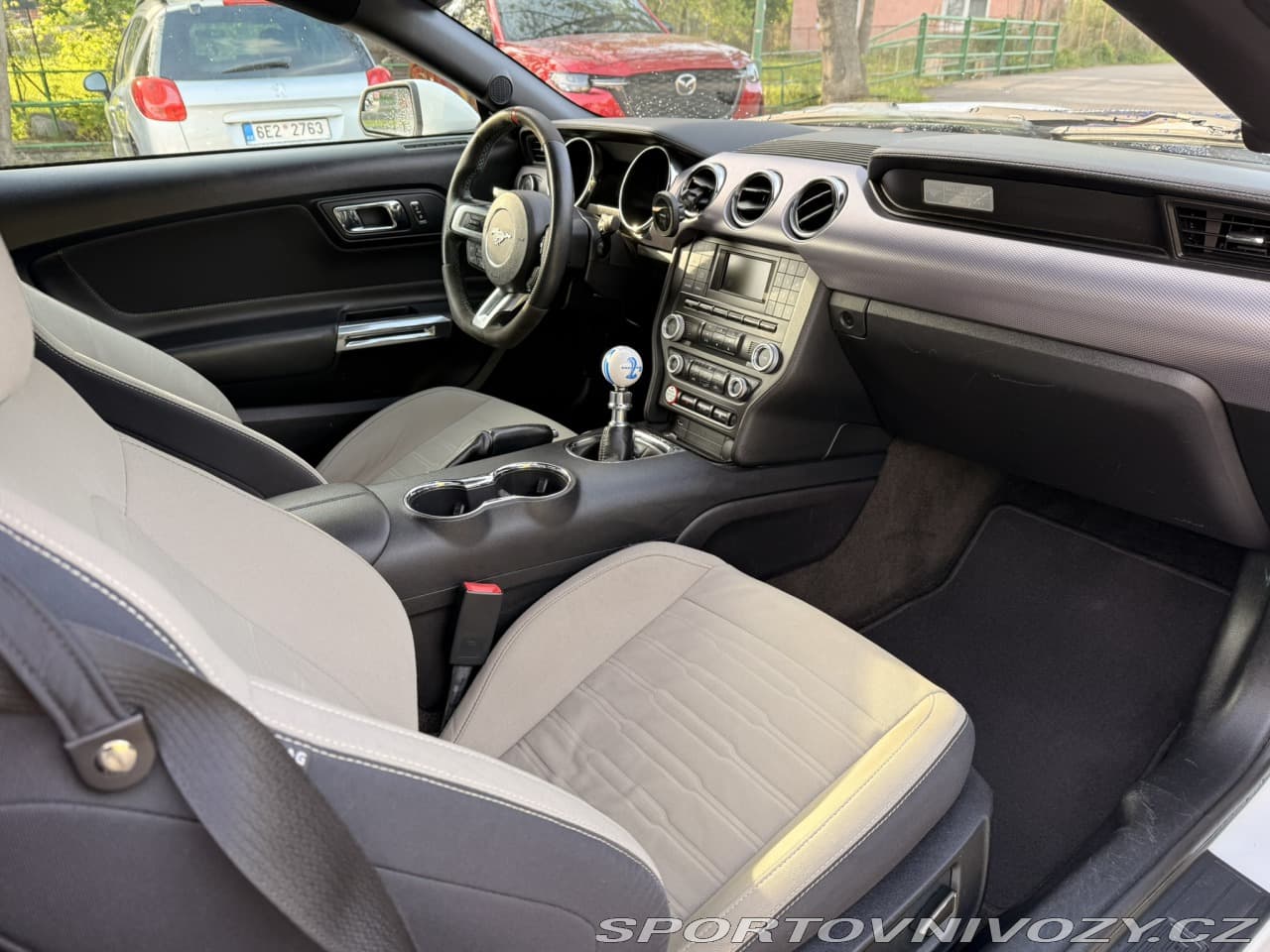 2016 Ford MUSTANG - 8