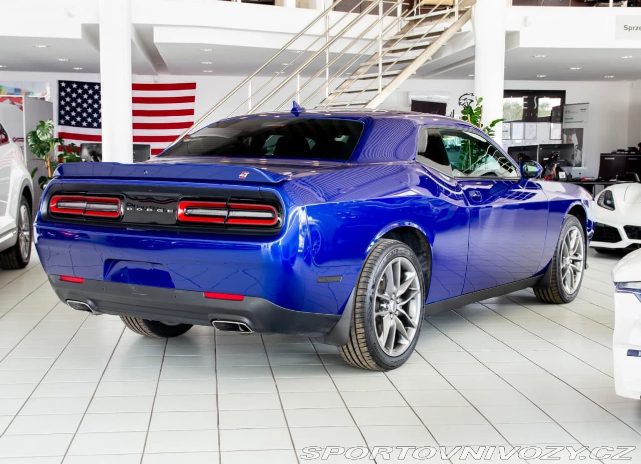 2021 Dodge CHALLENGER - 4