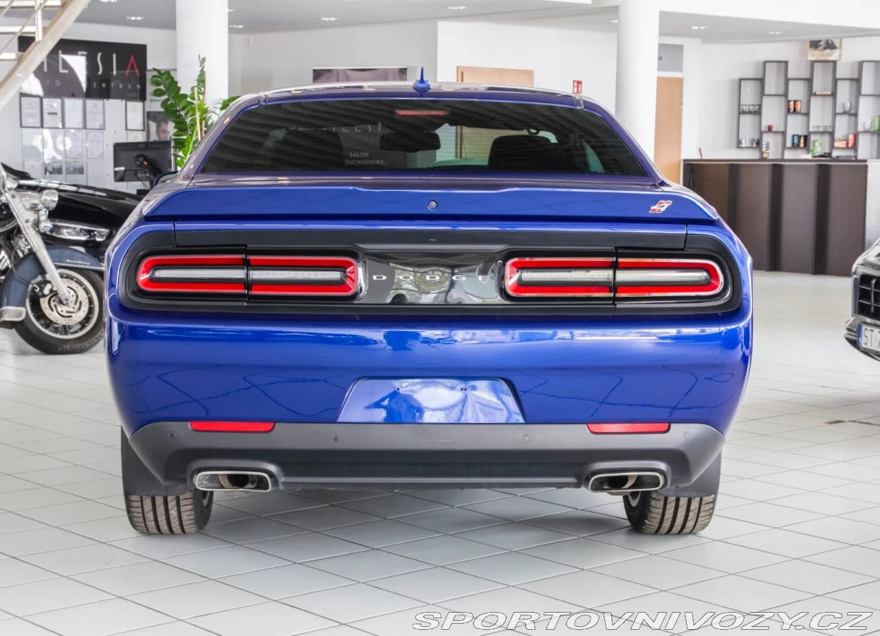 2021 Dodge CHALLENGER - 7