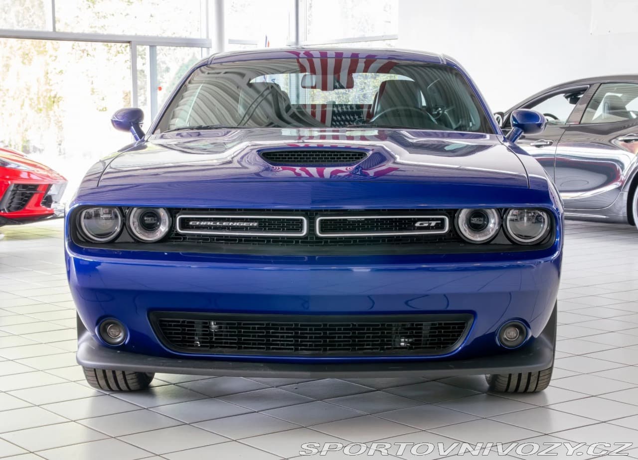 2021 Dodge CHALLENGER - 9